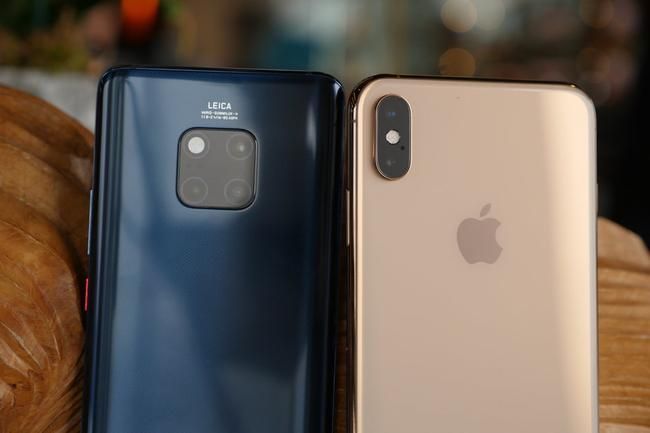 Сравните: Huawei Mate 20 Pro против Apple iPhone XS