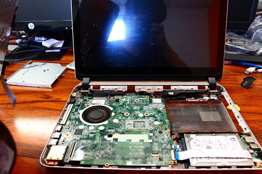 HP14-v148ca_disassembly_lcd_replacement14