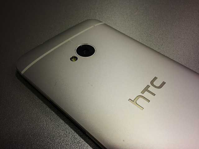 HTC 10 не включается и не загружается! Не заряжается!