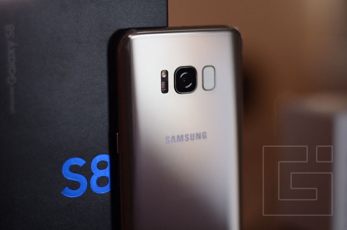 Как настроить безопасность датчика отпечатков пальцев на Samsung Galaxy S8