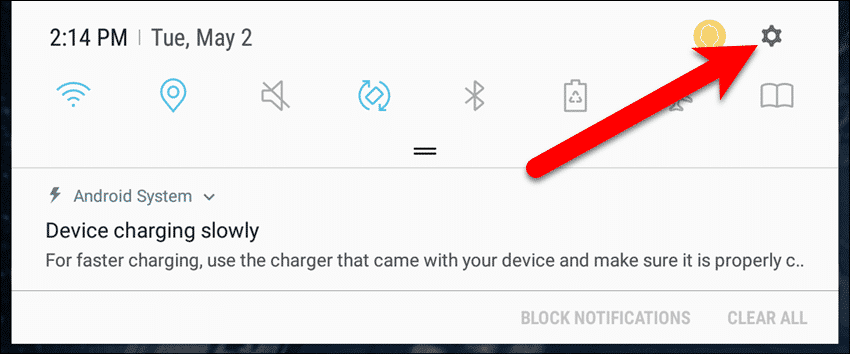 Нажмите значок «Настройки» на панели уведомлений на устройстве Android.