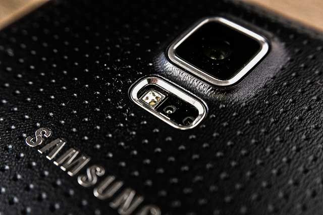 Samsung Galaxy S5 - застрял на экране загрузки или черный экран